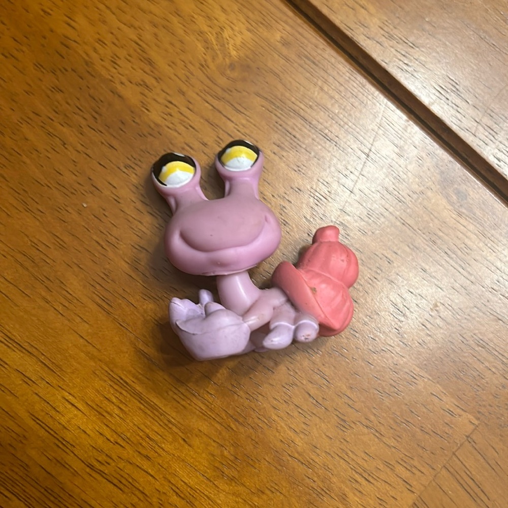 AUTHENTIC LPS Purple Hermit Crab w/ Yellow Eyes 2007